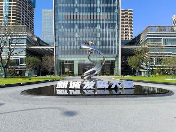 无锡太湖新城集团建筑外观